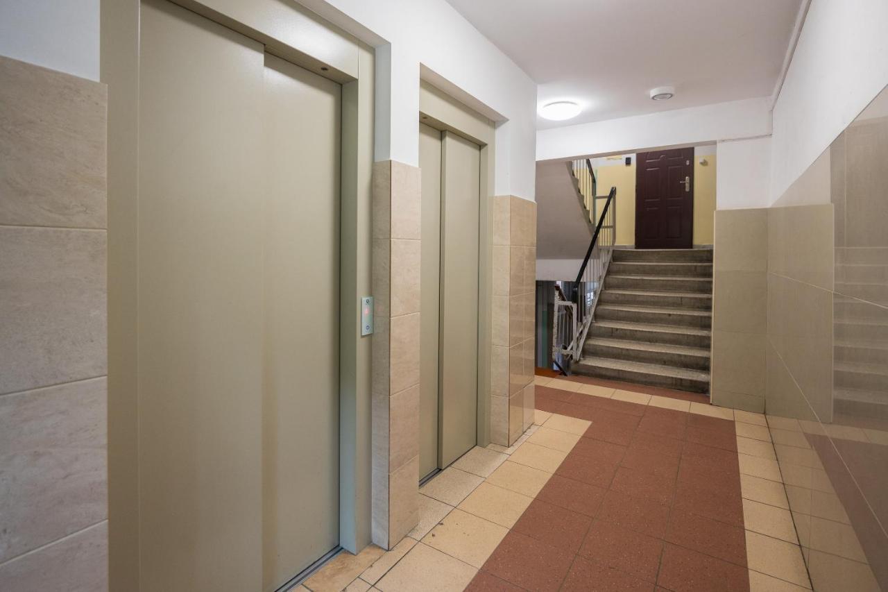 Ochota Wooden Studio وارسو المظهر الخارجي الصورة