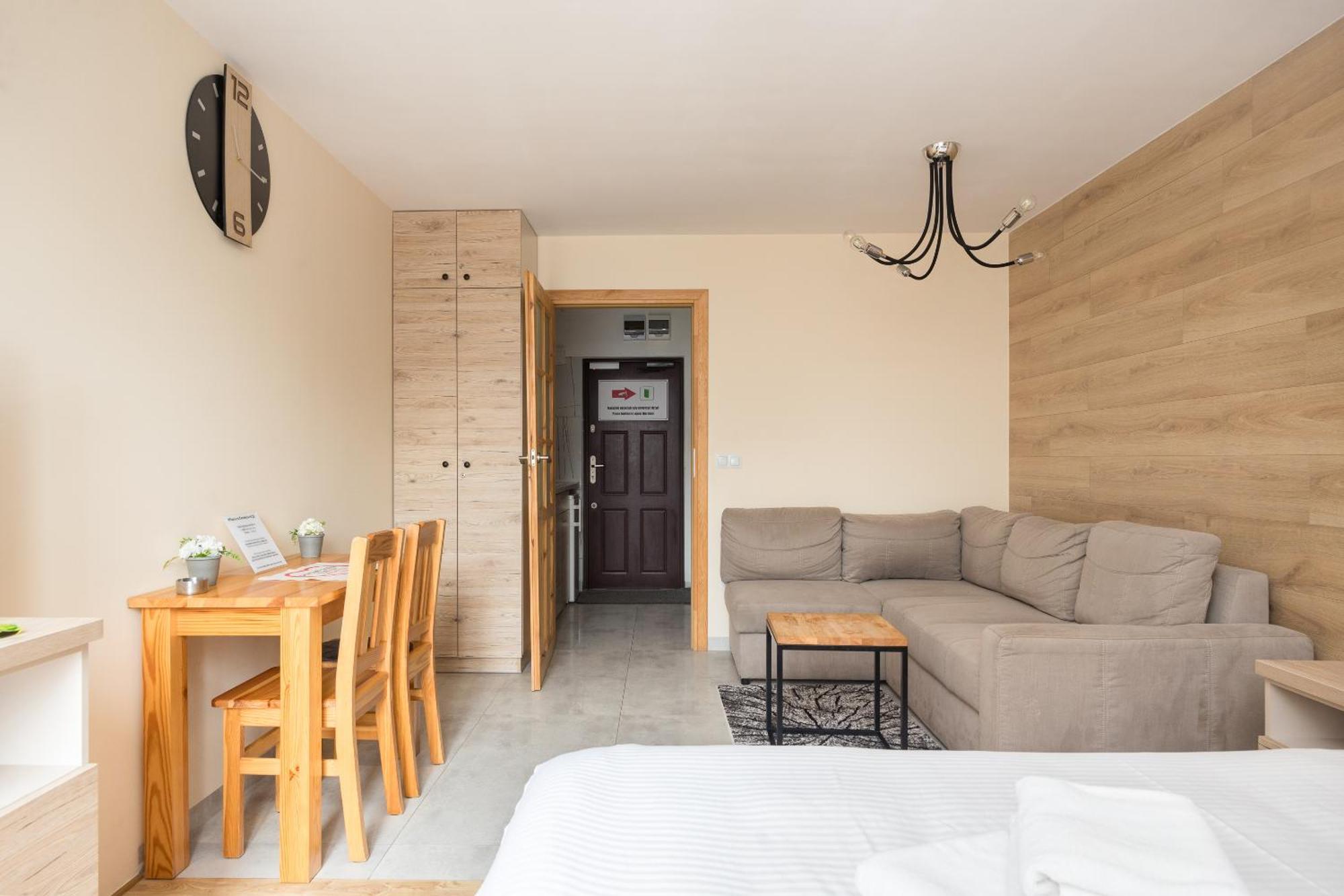 Ochota Wooden Studio وارسو المظهر الخارجي الصورة